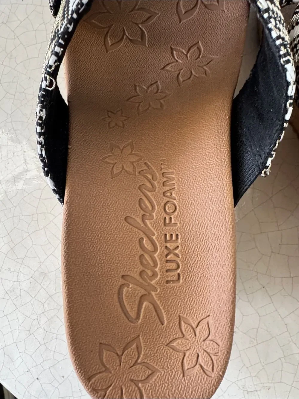 Skechers Black & White Textile Woven Cork Wedge Slides Slip-On Shoes Size 7.5